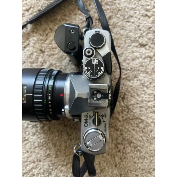 Olympus OM-1MD 35-70mm SLR Camera Zuiko MC Auto-S 1.8 Camera - Picture 4 of 10